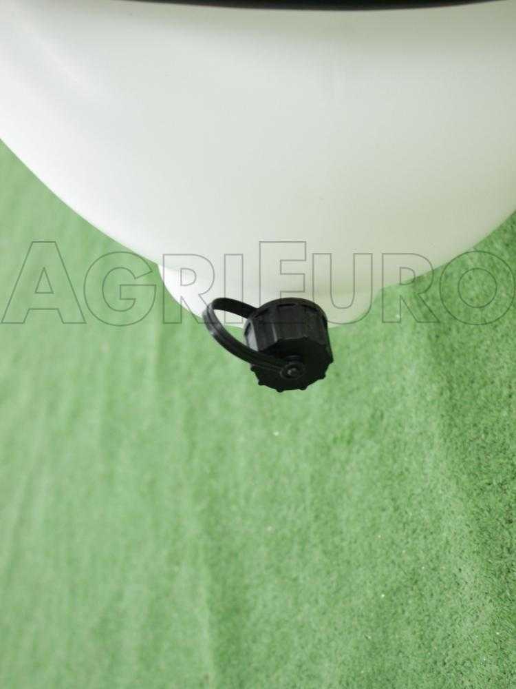 geotech-cz60a-tank-fur-spritzanwendungen-fur-rasentraktoren-pumpe-12-v-1-4.jpg geotech cz60a tank für spritzanwendungen für rasentraktoren pumpe 12 v 60 l